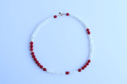 Queen’s Coral Necklace – 海の記憶をつなぐ首飾り