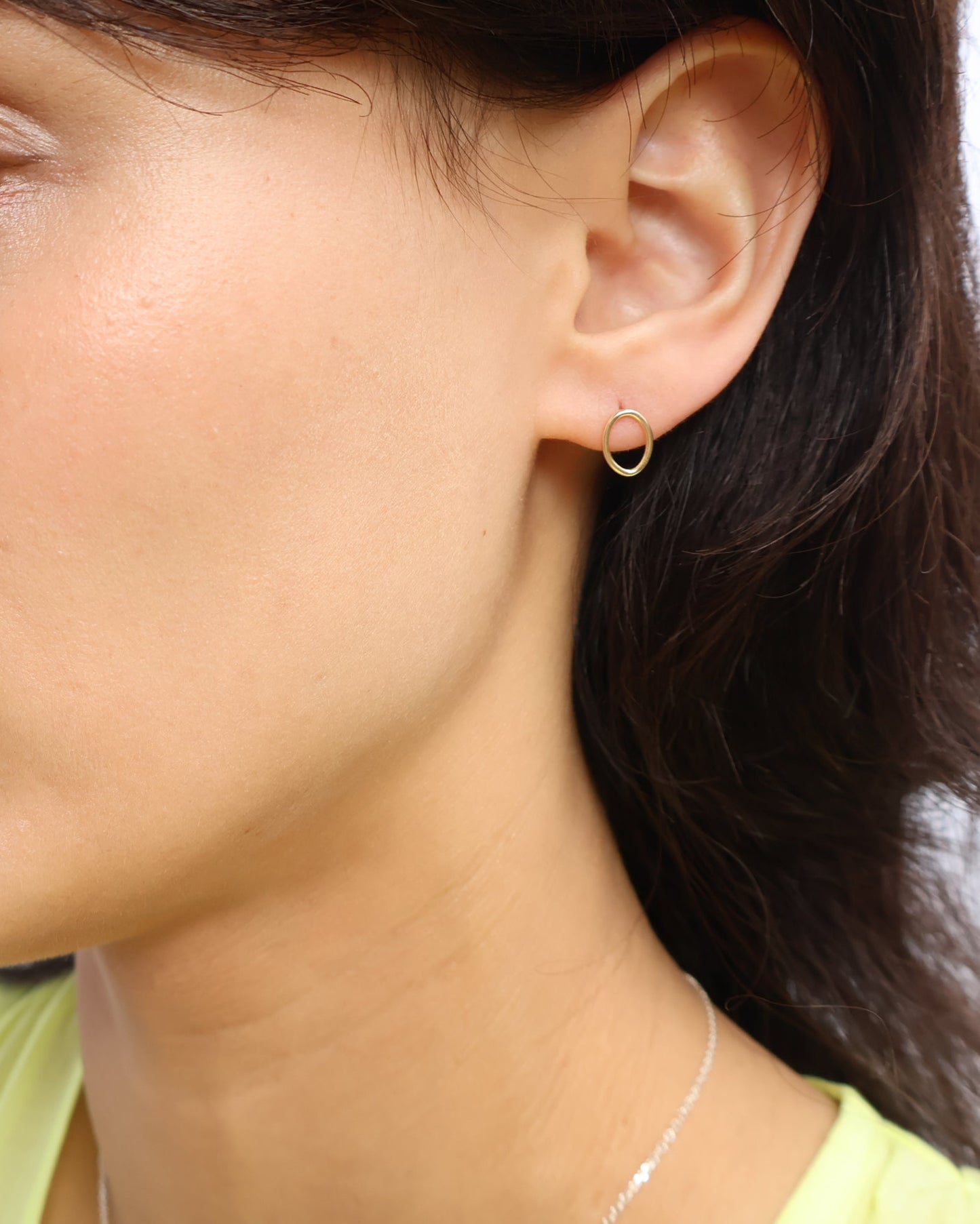 K10 Oval Hoop Earrings(pair)