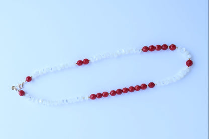 Queen’s Coral Necklace – 海の記憶をつなぐ首飾り