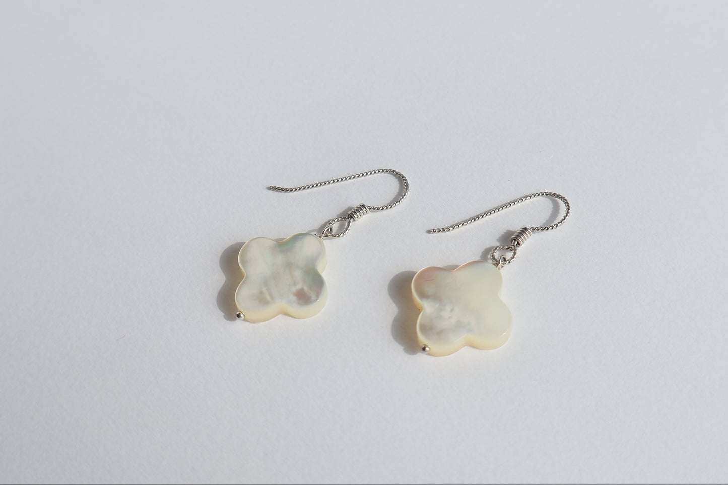 Earrings｜Mother Lotus