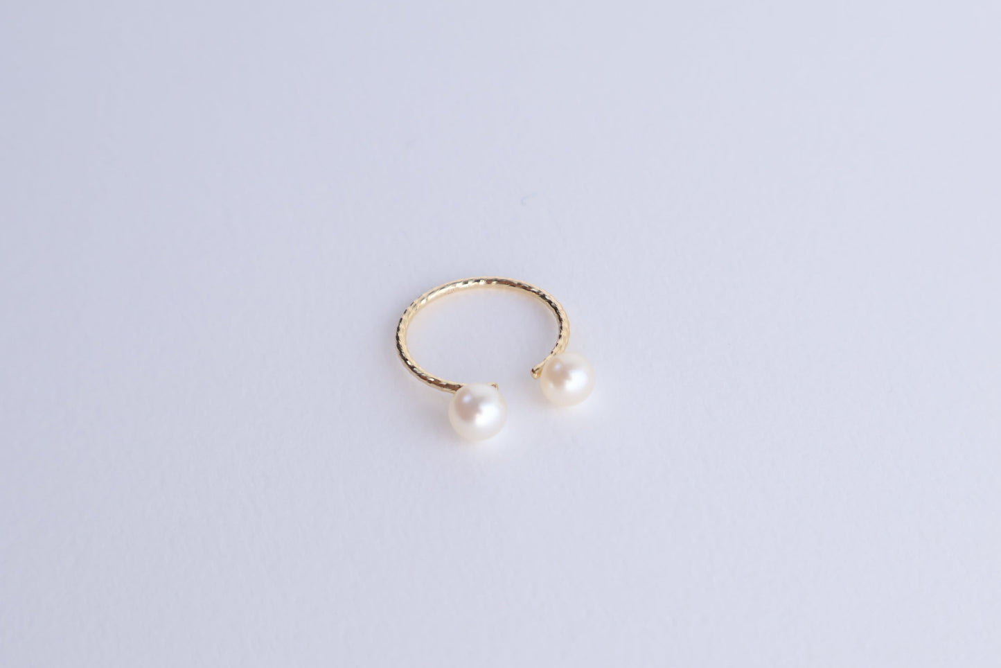 K10 pearl-accent Ear Cuff [cut wire]