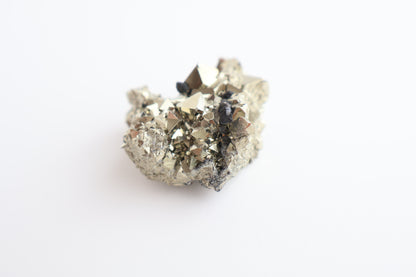 Pyrite ~large cluster~