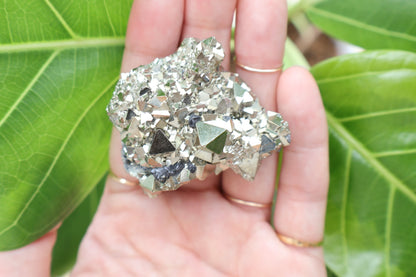 Pyrite ~large cluster~