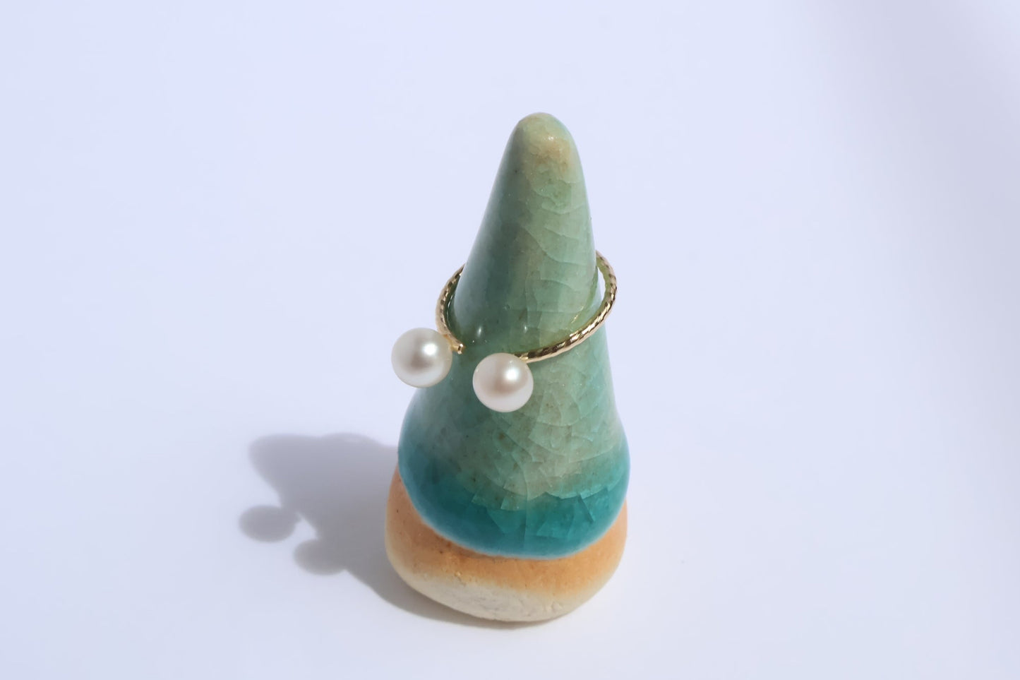 K10 pearl-accent Ear Cuff [cut wire]