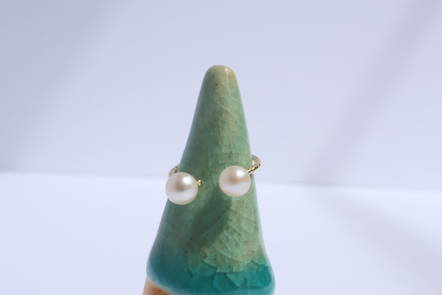 K10 pearl-accent Ear Cuff [cut wire]